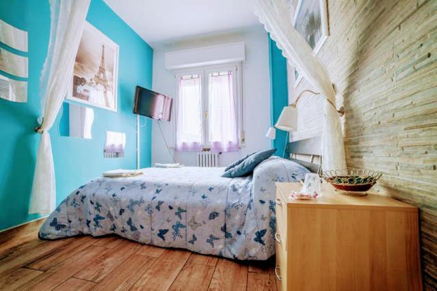 Europe Station Rooms ปาร์มา ภายนอก รูปภาพ