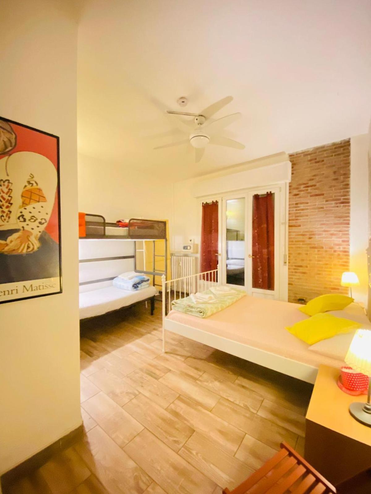 Europe Station Rooms ปาร์มา ภายนอก รูปภาพ