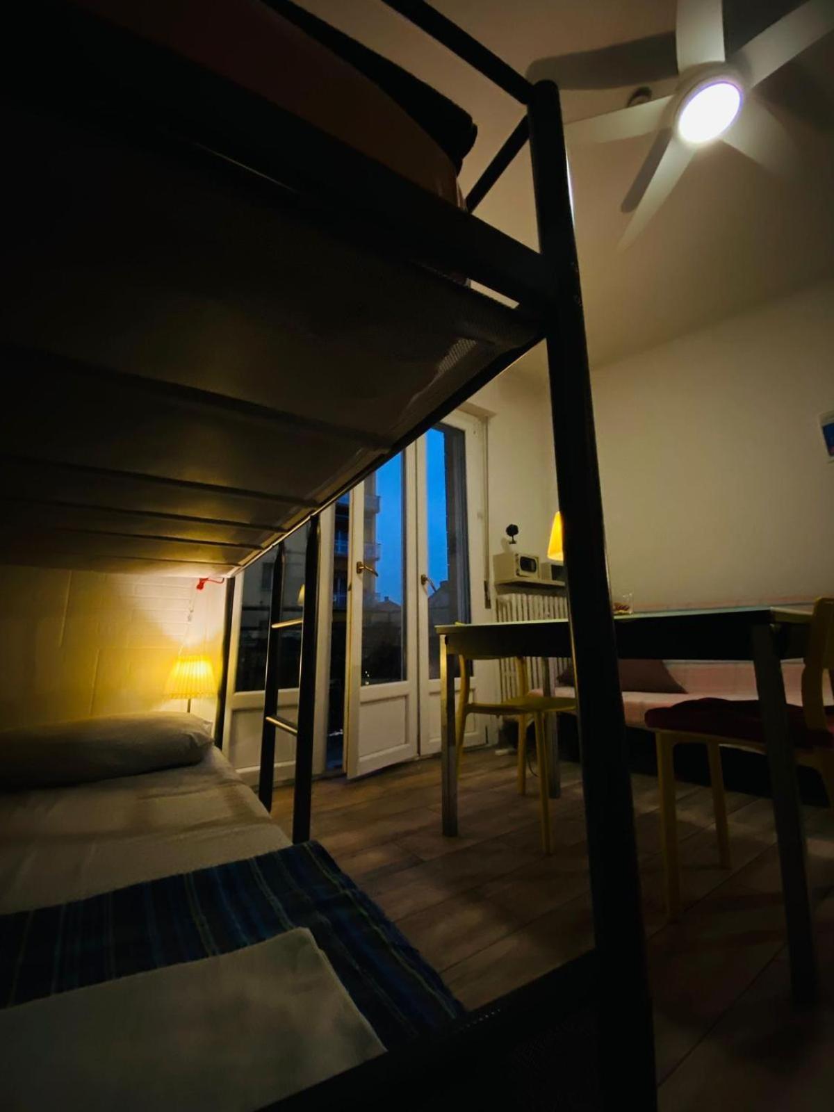 Europe Station Rooms ปาร์มา ภายนอก รูปภาพ
